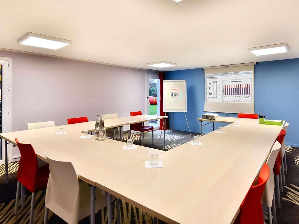 Hotel Ibis Brest Kergaradec Facilidades foto