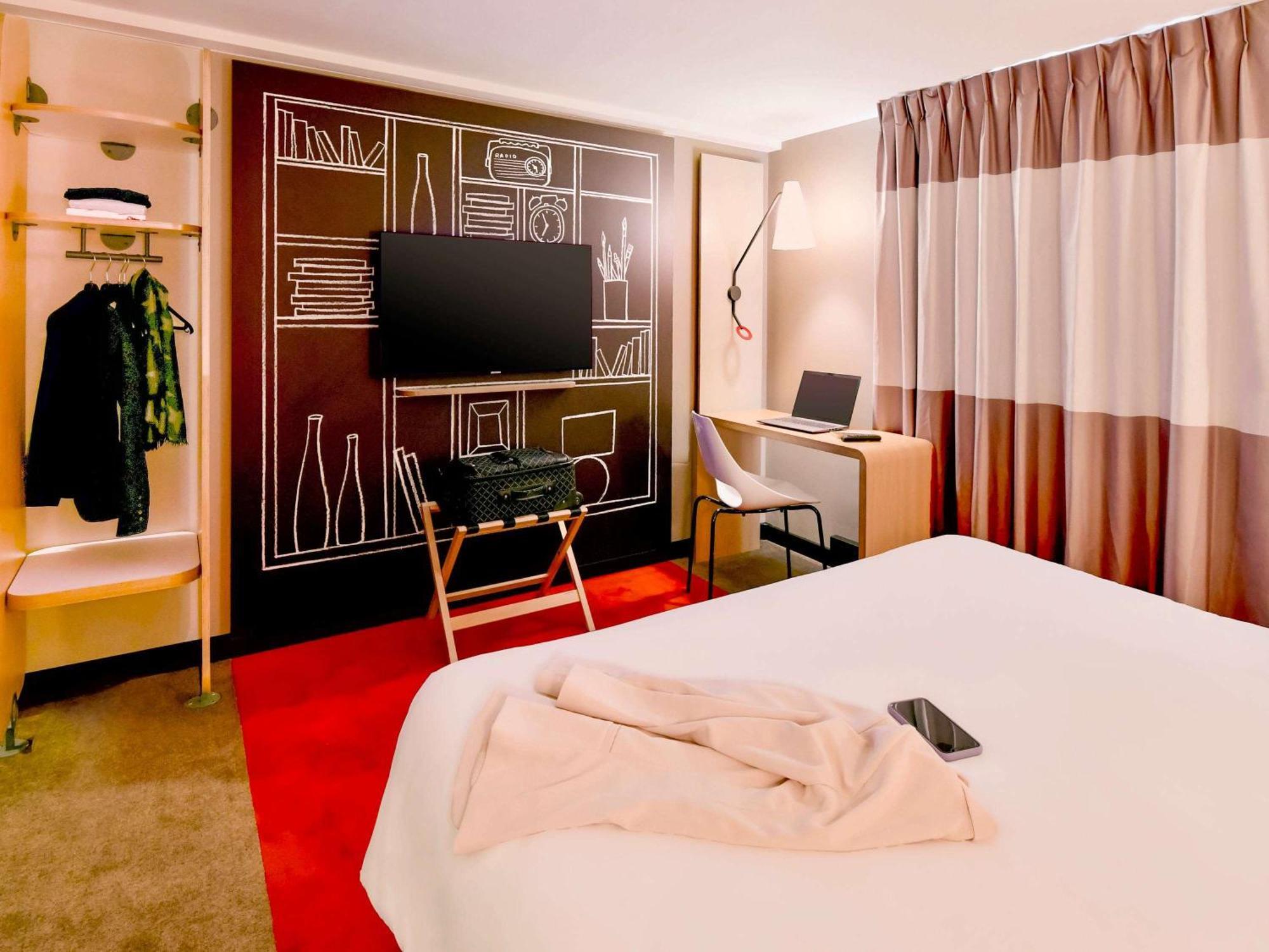 Hotel Ibis Brest Kergaradec Exterior foto